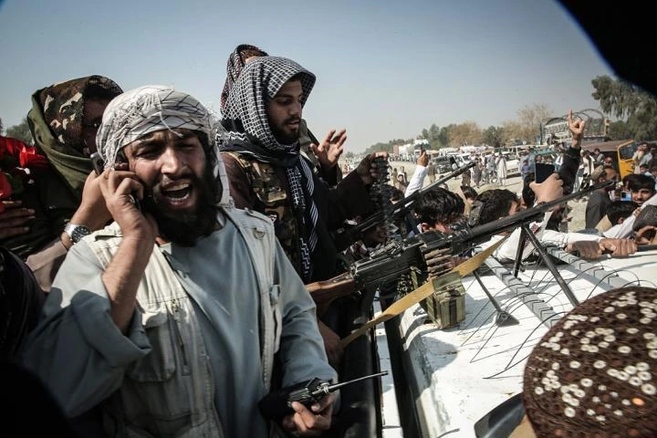 Polémica por el acercamiento de la UE a los talibanes para hablar de deportaciones