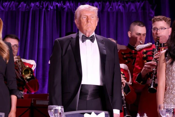 Trump exige que Irán entregue su uranio enriquecido a EEUU: quiere destruir el "polvo nuclear" bajo supervisión internacional