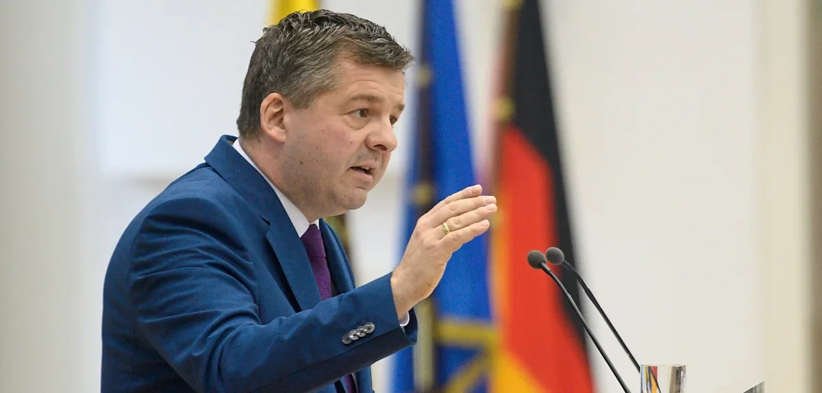 „Gesprochen ist genug“– CDU-Minister Schulze fordert Ergebnisse „in den nächsten Stunden“