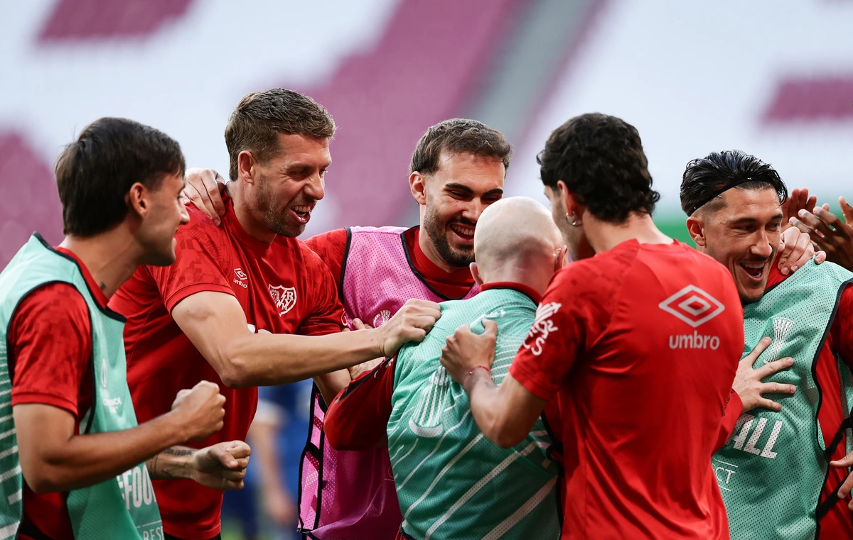 La primera clave de Íñigo Pérez para hacer campeón al Rayo: "Tenemos que jugar como niños de diez años, sin miedo. Es un partido de fútbol"