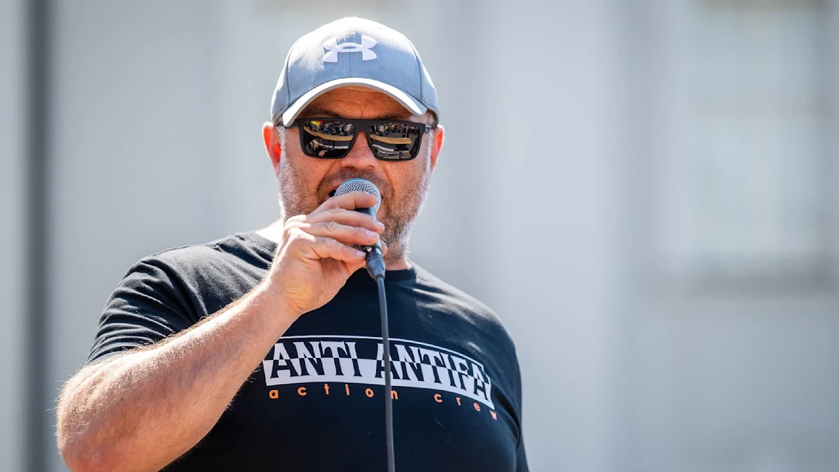 Nach europaweiter Fahndung: Deutscher Neonazi in Spanien festgenommen