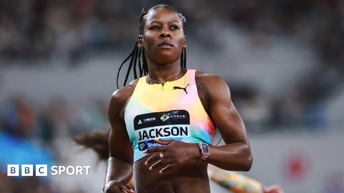 Jackson smashes meeting record to win 200m