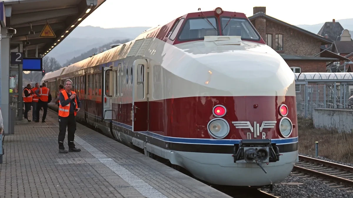 Eisenbahn: Kultzug aus der DDR rollt wieder