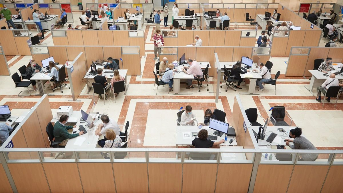 El Gobierno reactiva la jubilación parcial del personal laboral de la Administración del Estado desde este miércoles