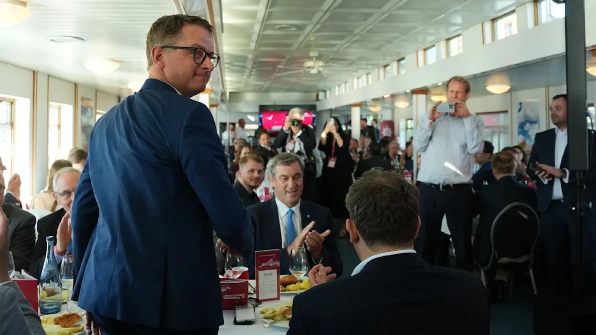 CDU-General Carsten Linnemann kriegt kein Schnitzel bei der SPD