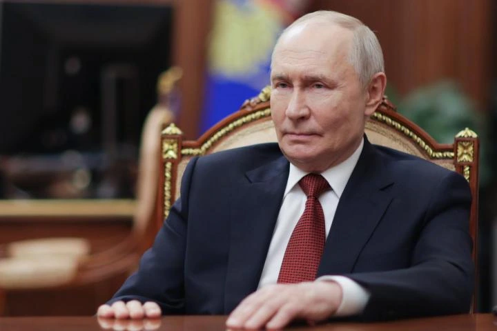 El frente se estanca, las refinerías arden: Putin reconoce que los golpes de Kiev ya provocan escasez de fuel