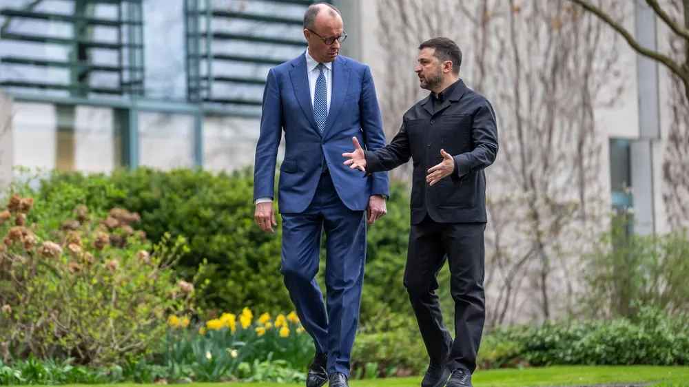 Merz, Macron und Starmer treffen Selenskyj in London