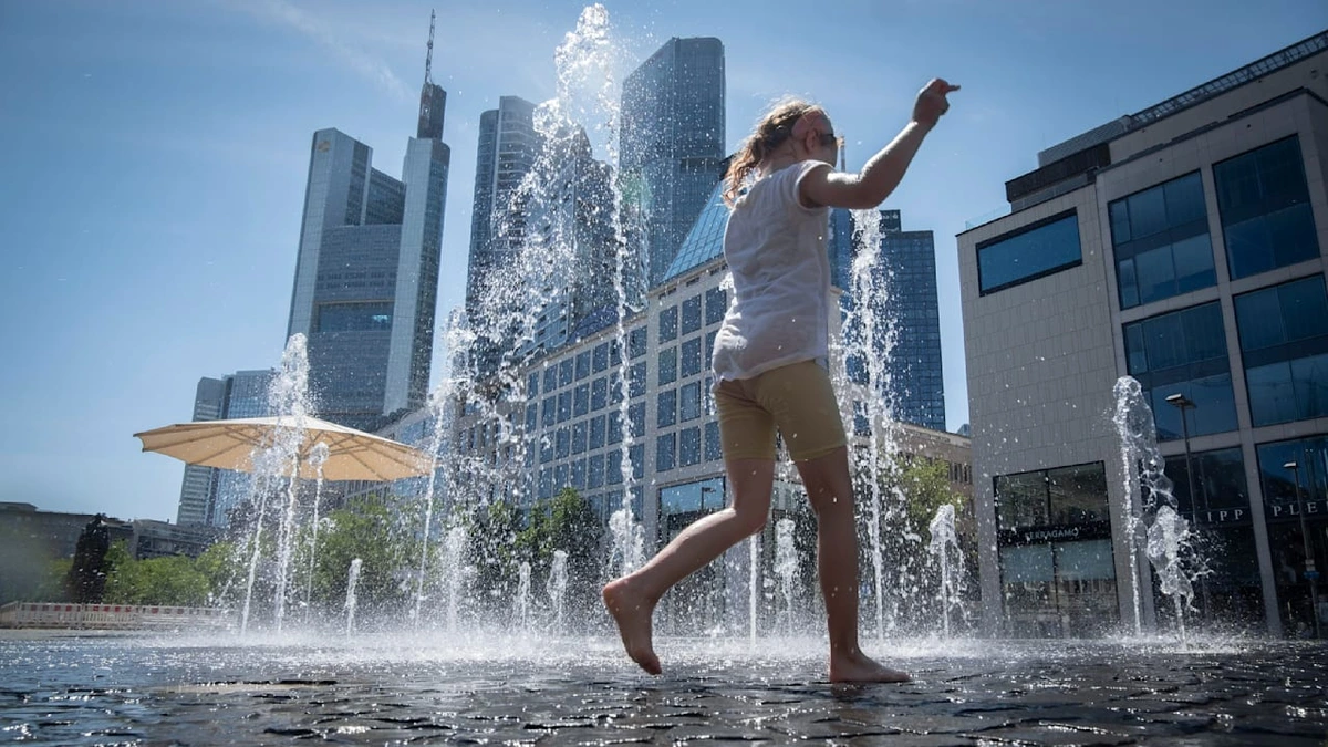 Das wird ein heißes Wochenende: Wetter-Achterbahn! Erst Hitze, dann Gewitter