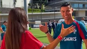 Handshake-Queen trifft CR7: Diese Influencerin ist der heimliche WM-Star