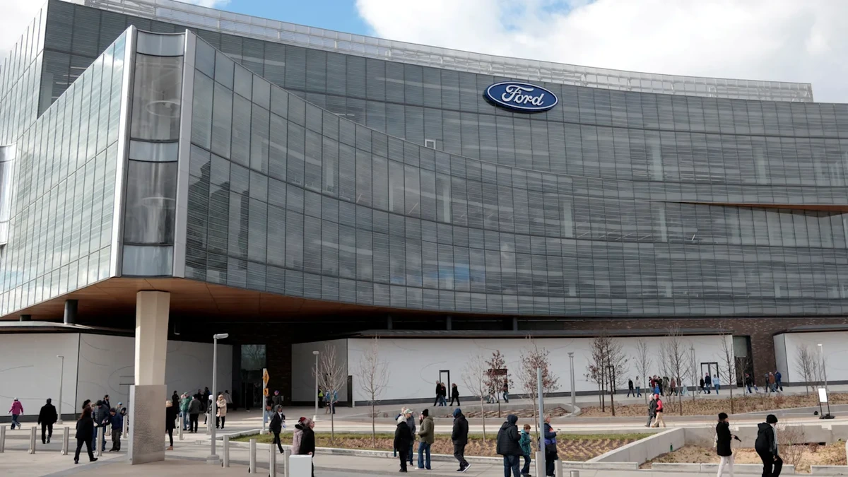 Ford holt Ingenieure zurück, weil die KI versagt! „Graue Bärte“ retten Qualität