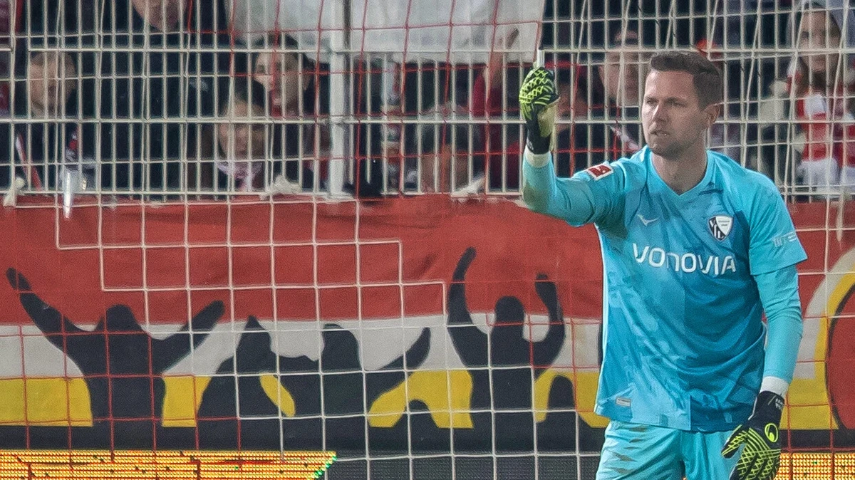 Union Berlin: Täter nach Feuerzeugwurf im Skandalspiel verurteilt