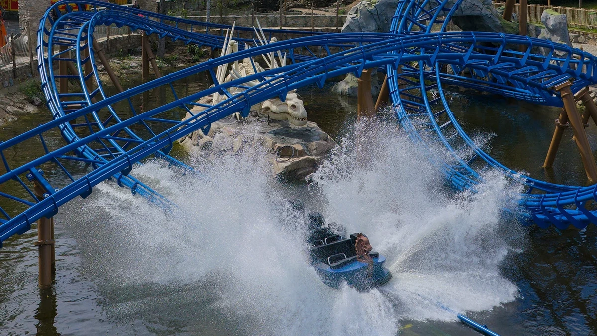 Weltneuheit in Freizeitpark: Diese Achterbahn donnert los wie keine andere