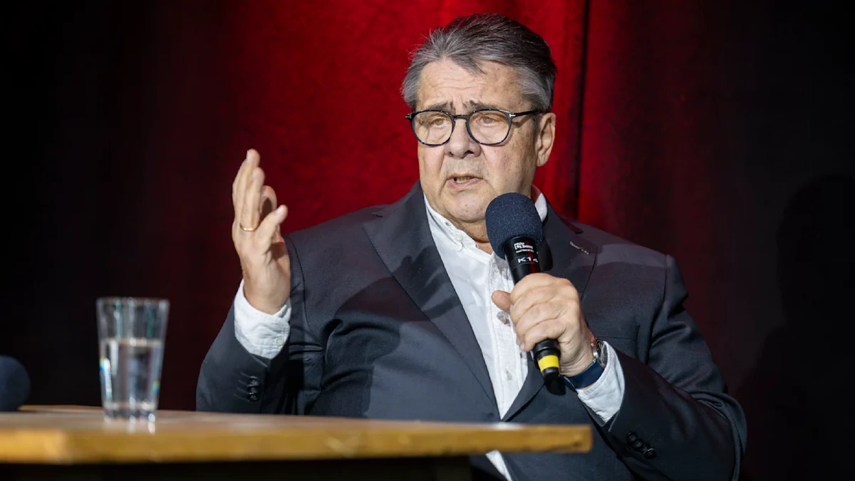 „Unsinn!“: AfD-Frage macht Sigmar Gabriel richtig sauer