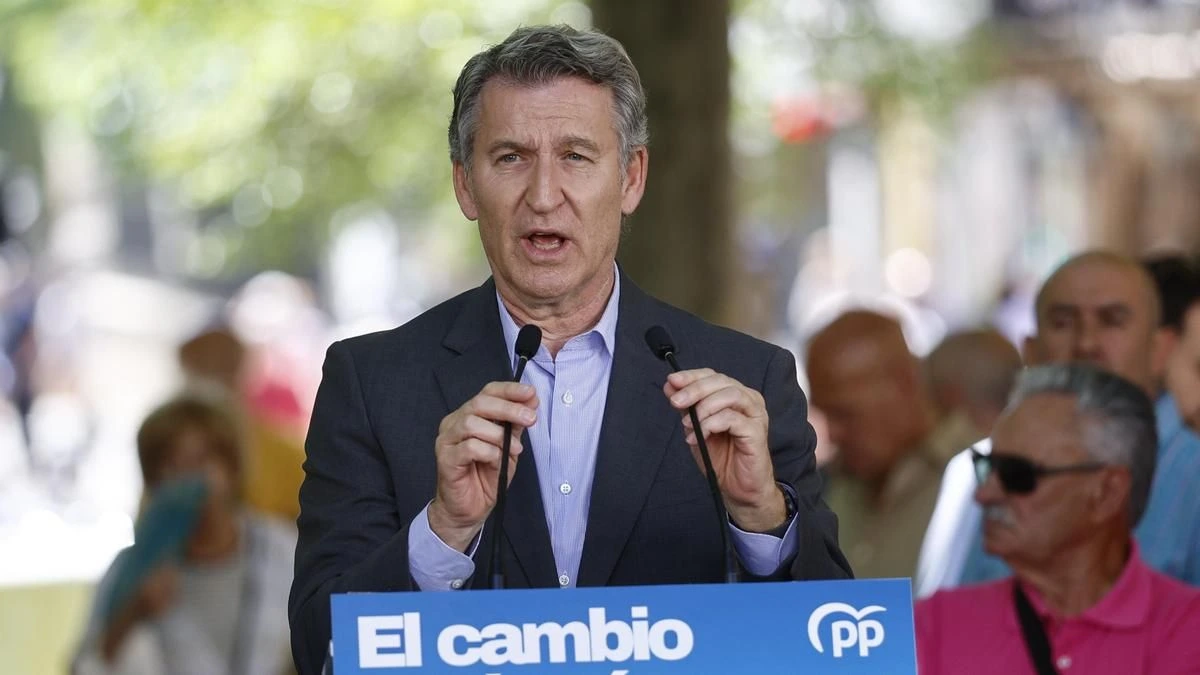 Feijóo corteja a PNV y Junts con elecciones “inmediatas” a cambio de una moción de censura