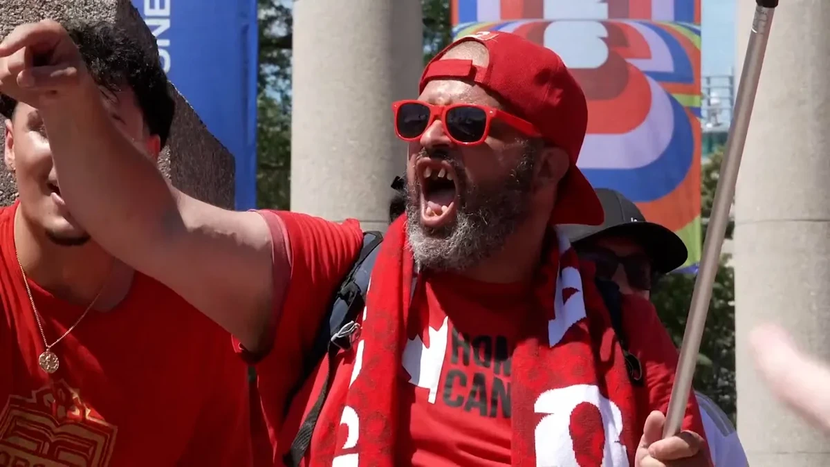 Tausende am Times-Square: So wild feiern die Fans die WM