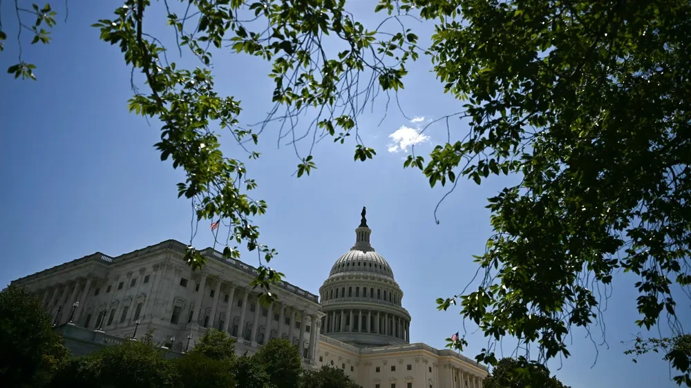 US-Repräsentantenhaus stimmt für neue Ukrainehilfen