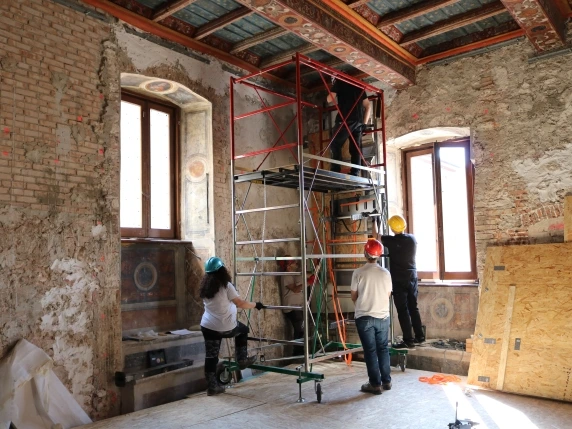 L'Aquila, un'anima magnetica fa rivivere l'affresco distrutto dal terremoto