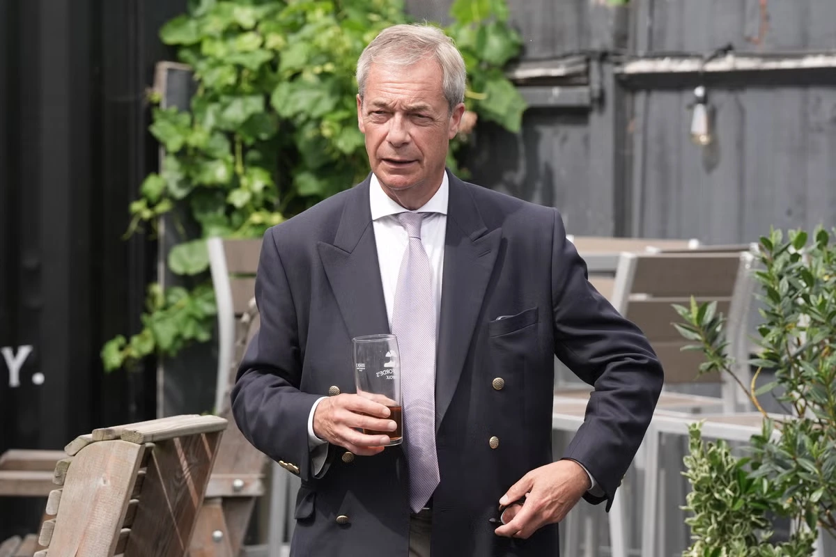 Cap private political donations to restore trust in British democracy, think tank says