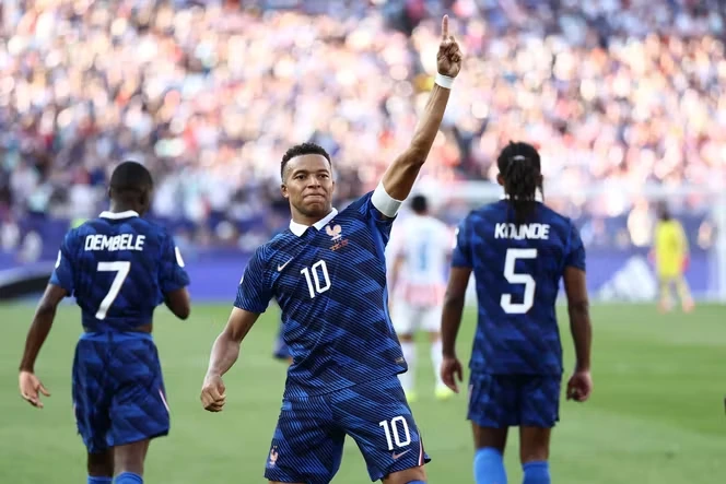 Kylian Mbappé, un patron en mission sur le terrain et en coulisses lors de la Coupe du monde 2026