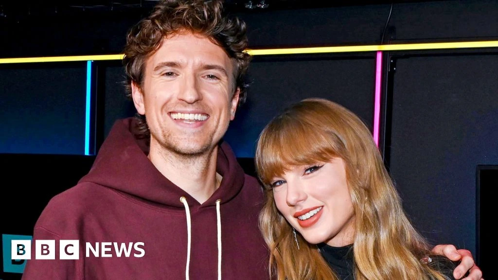 Multiple cakes and stolen keepsakes: Greg James spills the tea on Taylor Swift's wedding