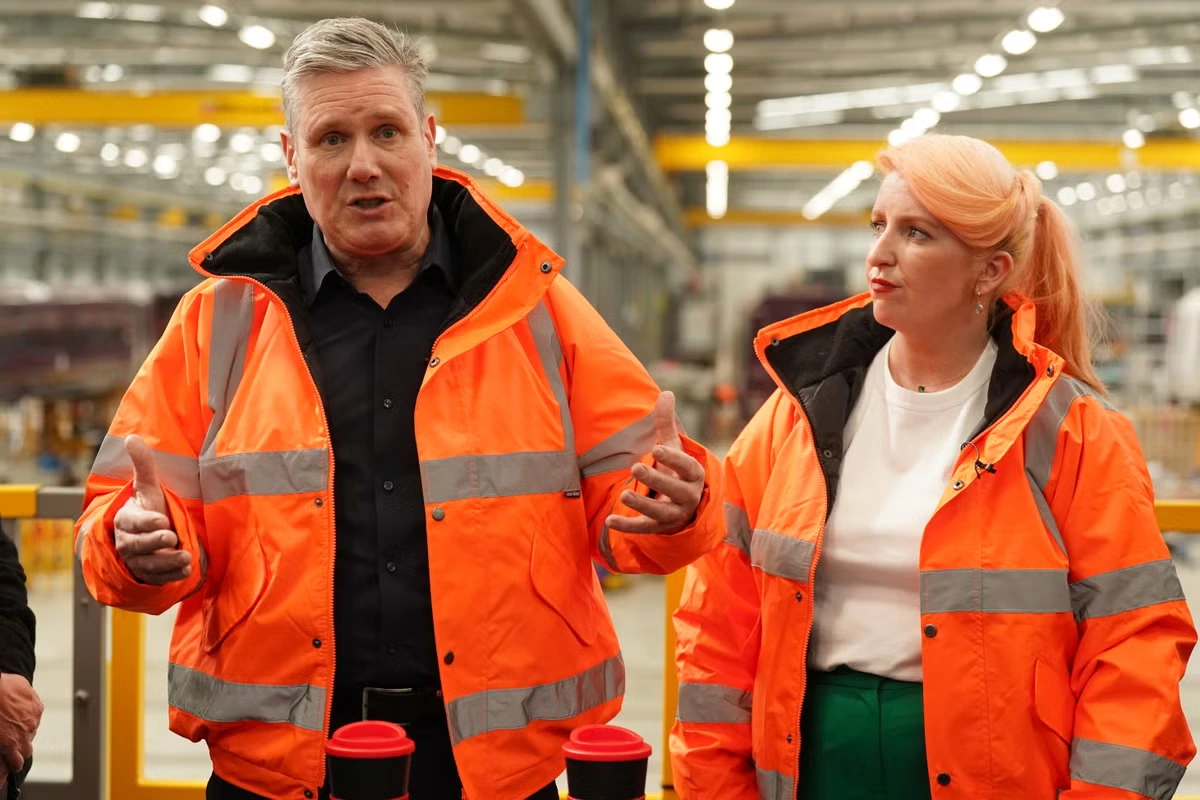 Burnham’s chief lieutenant claims Starmer’s government was sexist