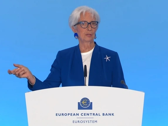 Bce, Lagarde e l’idea delle dimissioni anticipate per le presidenziali in Francia: «Serve una voce europea»