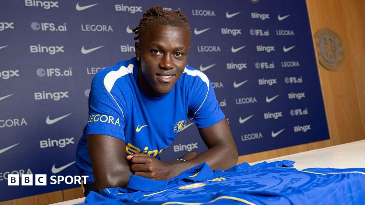 Idolises Ronaldo, plays like Saka - meet  £40m Chelsea winger Quenda