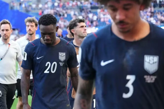« Mauvais karma, M. le président » : la presse étrangère tance Donald Trump après l’élimination des Etats-Unis par la Belgique en Coupe du monde