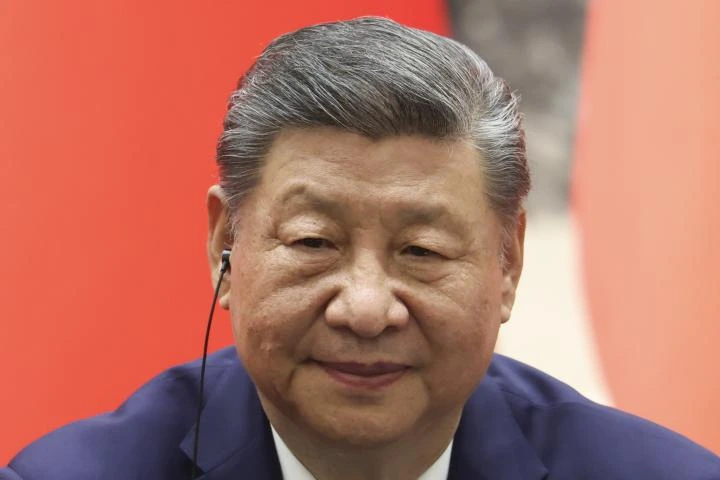 China condena a muerte a un funcionario por aceptar 283 millones de euros en sobornos