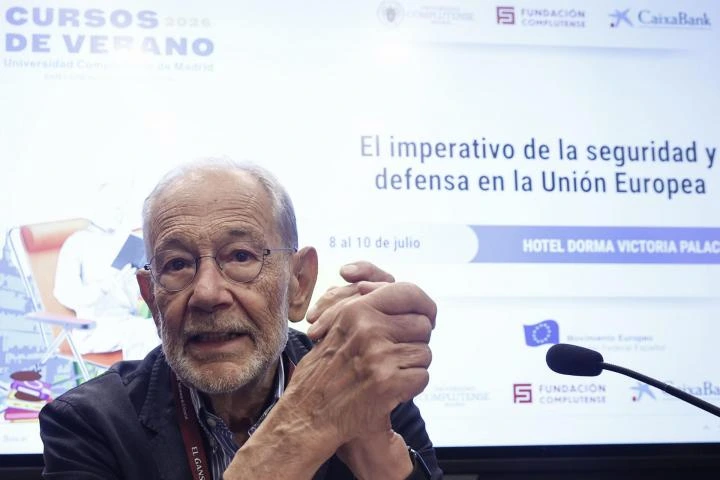 Solana, de cal y arena: aplaude el papel de España en la OTAN, pero muestra su "dolor" por la corrupción del PSOE