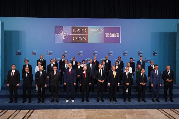 Cumbre de la OTAN: lo que la locura de Trump, del desprecio al amor, ha dejado en segundo plano