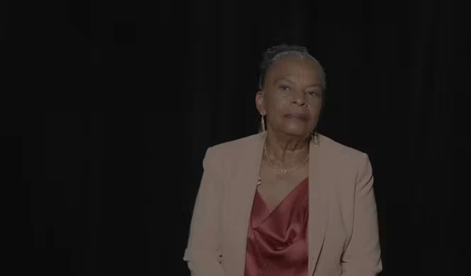 « Christiane Taubira, une loi pour mémoire », sur France.tv : en 2001, la traite et l’esclavage reconnus comme crime contre l’humanité
