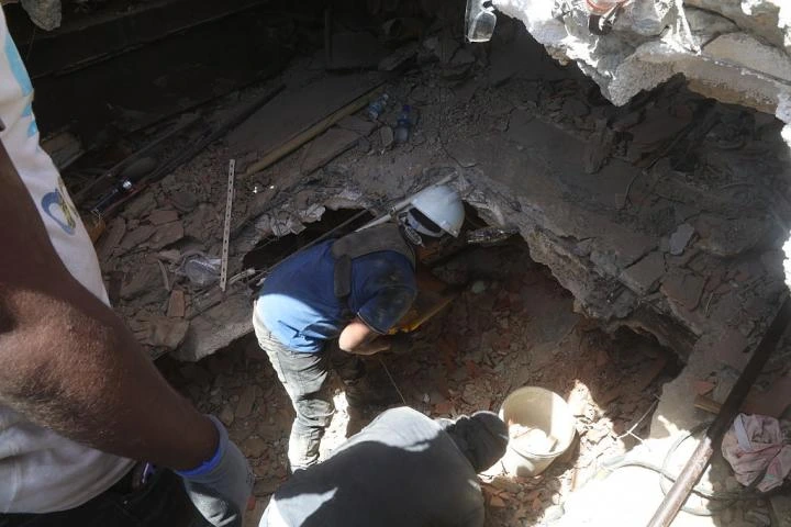 Esnaider Meléndez, 35 años, rescatista voluntario en Venezuela: "Esto no va de dinero. Va de salvar vidas"