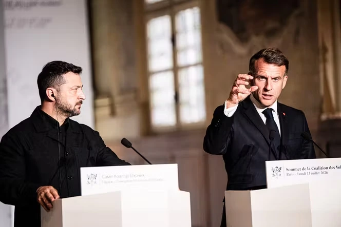 Entre Emmanuel Macron et Volodymyr Zelensky, une relation à part, ponctuée de malentendus