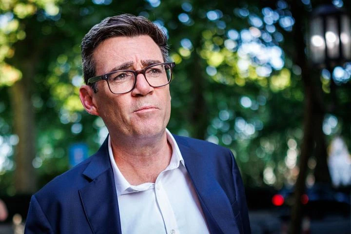 Adiós a la 'miniera' Starmer en Reino Unido: ¿puede Andy Burnham salvar al laborismo?