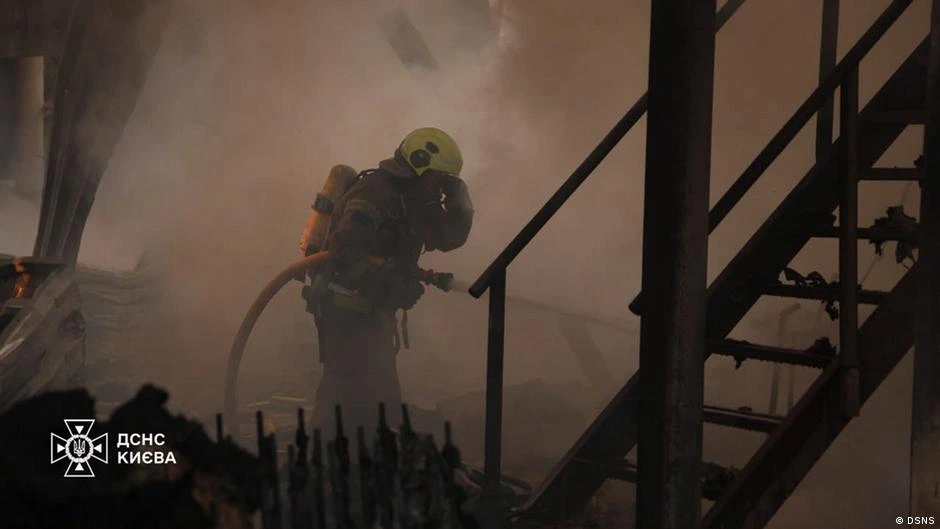 7 muertos en Ucrania por ataques rusos contra Sumi y Odesa