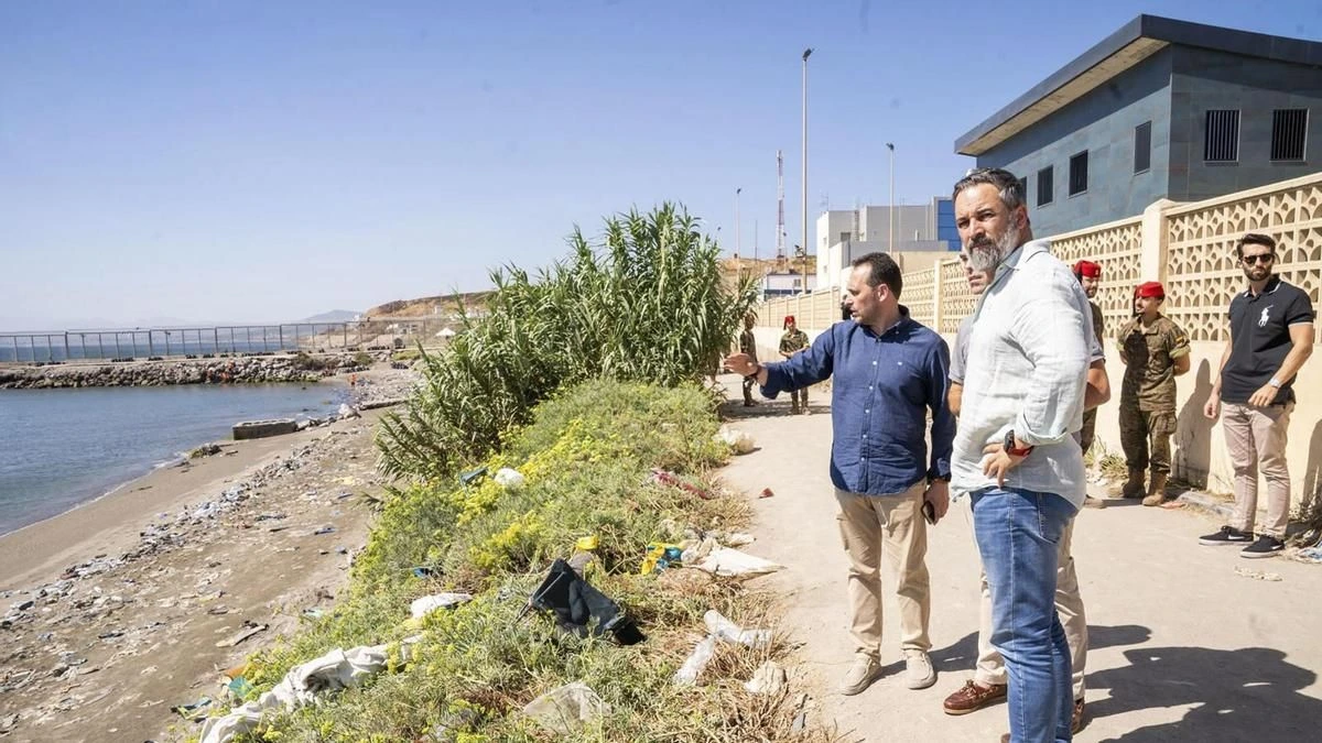 Vox eleva la presión sobre el PP por la acogida de los menores de Ceuta en las comunidades que gobiernan en coalición