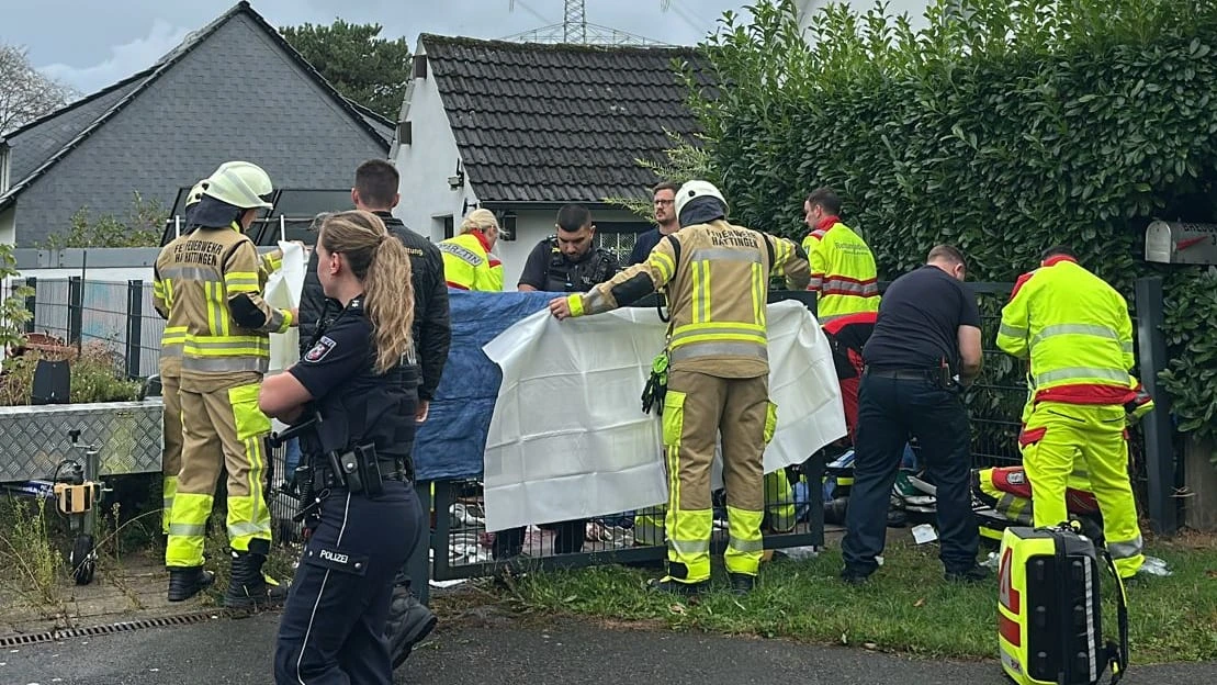 Hattingen: Spaziergänger entdeckt Mann mit Axt im Kopf – Täter auf der Flucht