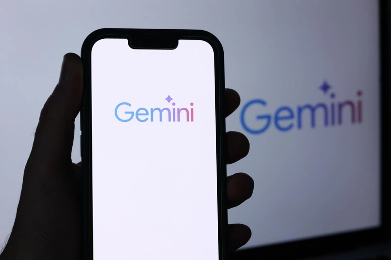 L'IA manda in pensione l'Assistente Google, sostituito da Gemini dal 4 settembre