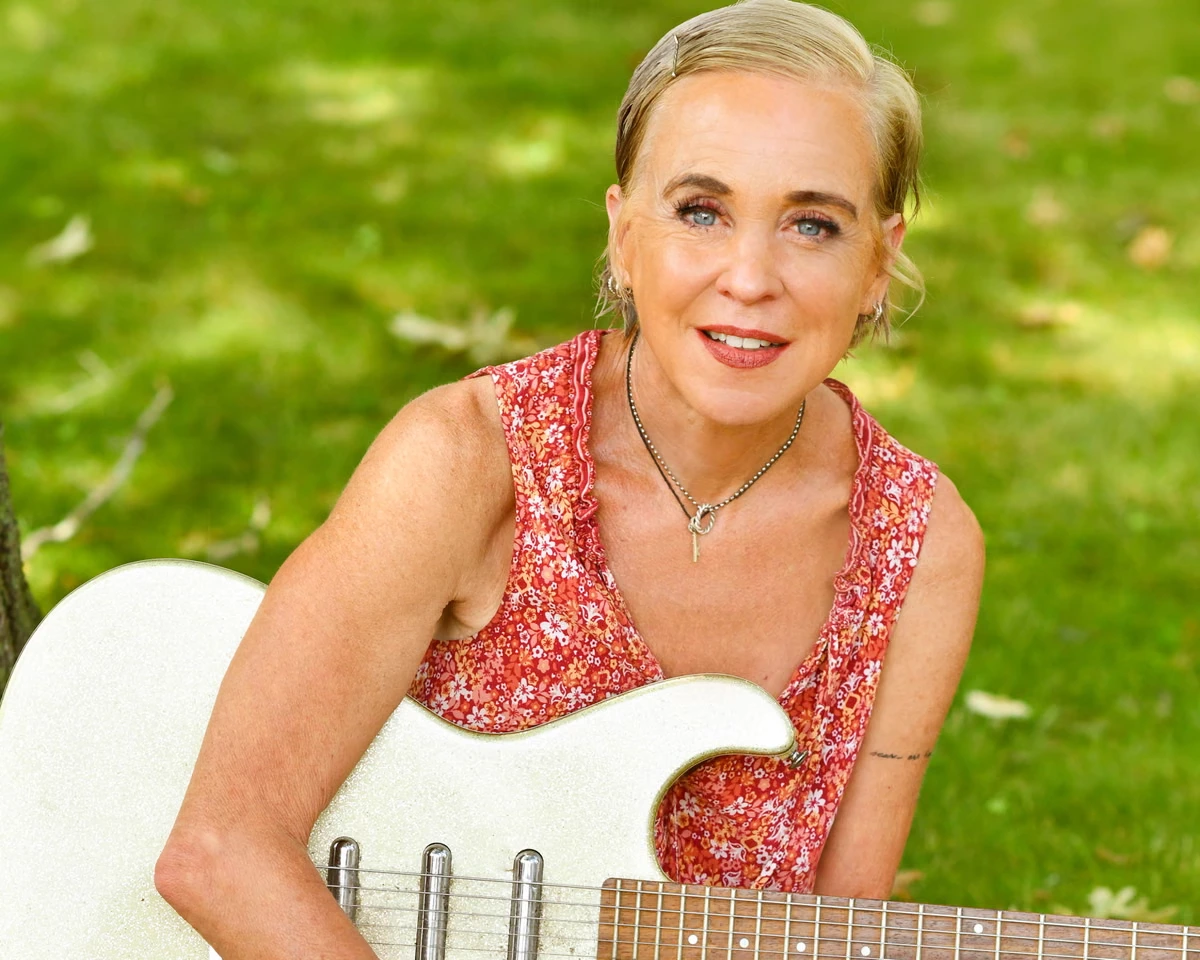 Throwing Muses frontwoman Kristin Hersh: ‘I was compelled to make music after cracking my skull open’