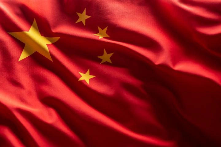 El giro inesperado en China: la prensa estatal defiende ahora a las mujeres que no se depilan frente a las multinacionales de la belleza
