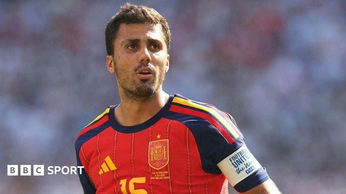 Barcelona sign Rodri from Man City in £65m deal