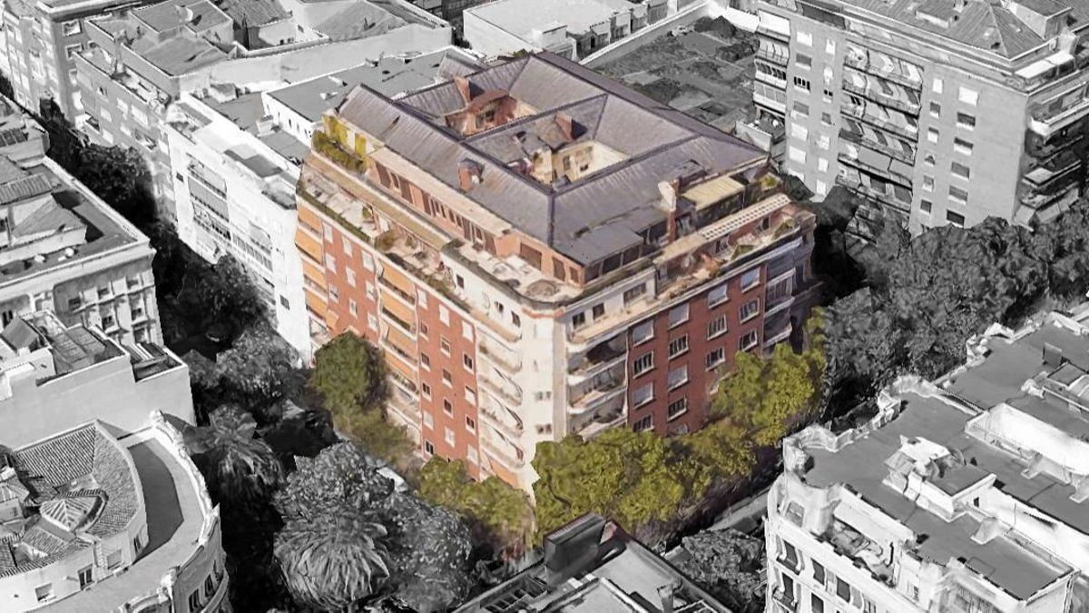 Las imágenes del interior del ático comprado por el Gobierno de Ayuso: cinco habitaciones y terraza