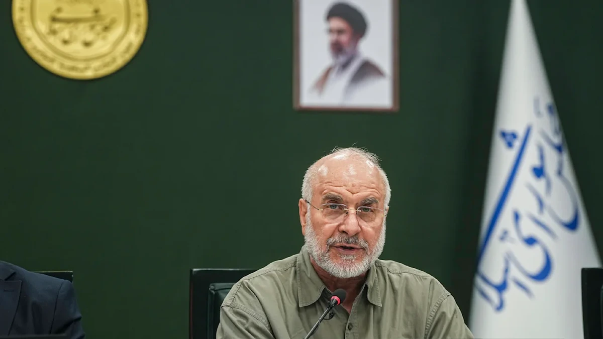 Iran: Ghalibaf verspottet Trumps Minister als „Clown-Crew“