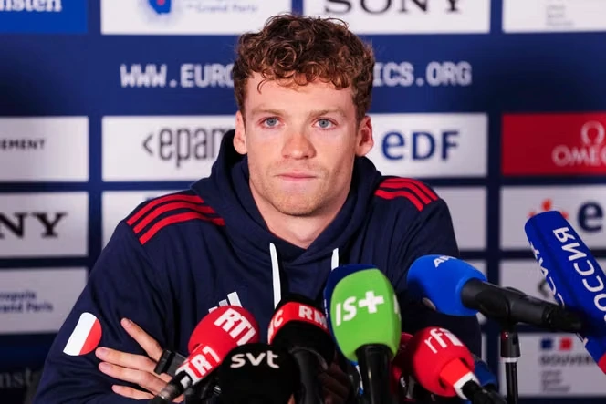 L’été contrarié de Léon Marchand, diminué par une blessure à l’approche des championnats d’Europe de natation à Paris