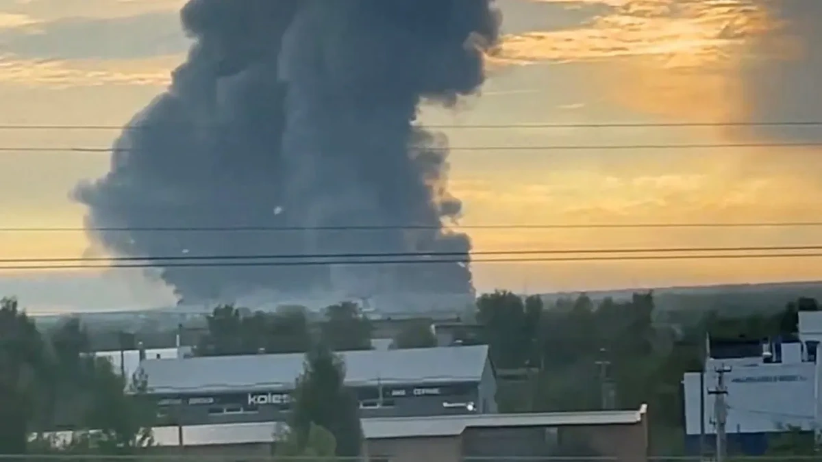 Ukraine-Krieg: Jetzt brennt mit Ozon auch der größte Rivale des Russen-Amazon
