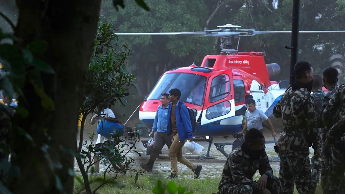 Vierköpfige deutsche Familie aus Katastrophengebiet in Nepal gerettet