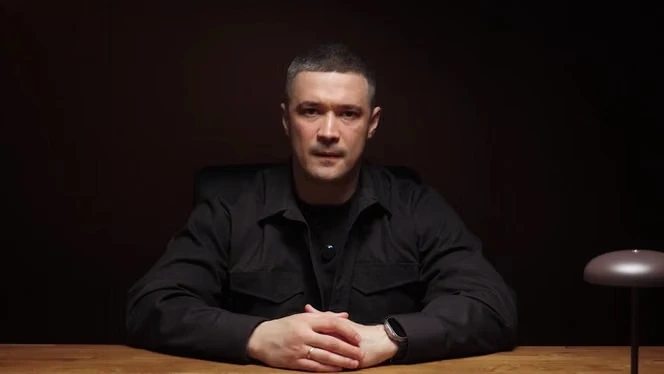 En Ukraine, l’ancien ministre de la défense Mykhaïlo Fedorov réclame la tenue d’élections et dénonce la corruption, dans un acte de défi à Volodymyr Zelensky