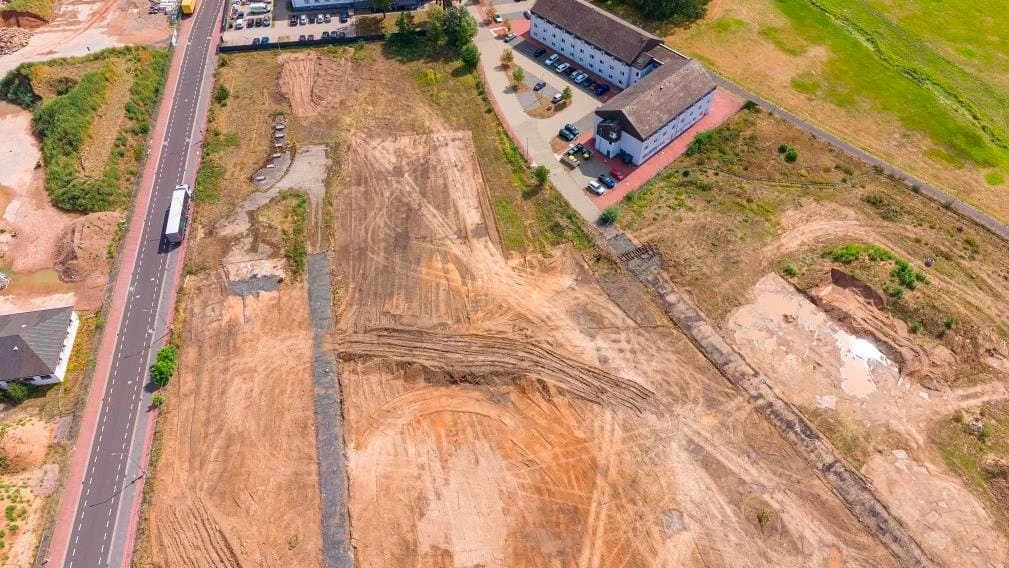 Deutschlands größter Bäcker baut neue Fabrik: 40.000 Brötchen pro Stunde, 300 neue Jobs