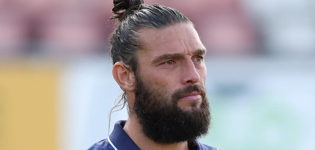 „Ich wurde sexuell missbraucht. Es ist beängstigend, überhaupt daran zu denken“, schreibt Carroll